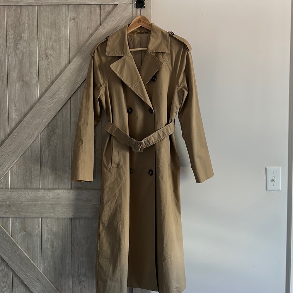 Trench coat